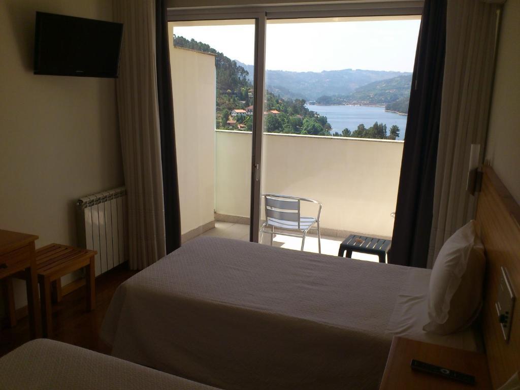 Hotel Lagoa Azul Do Geres Pokoj fotografie